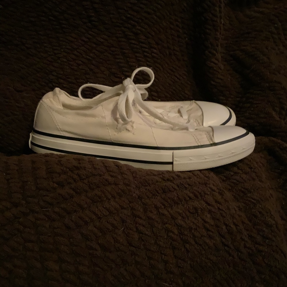 Converse sneaker